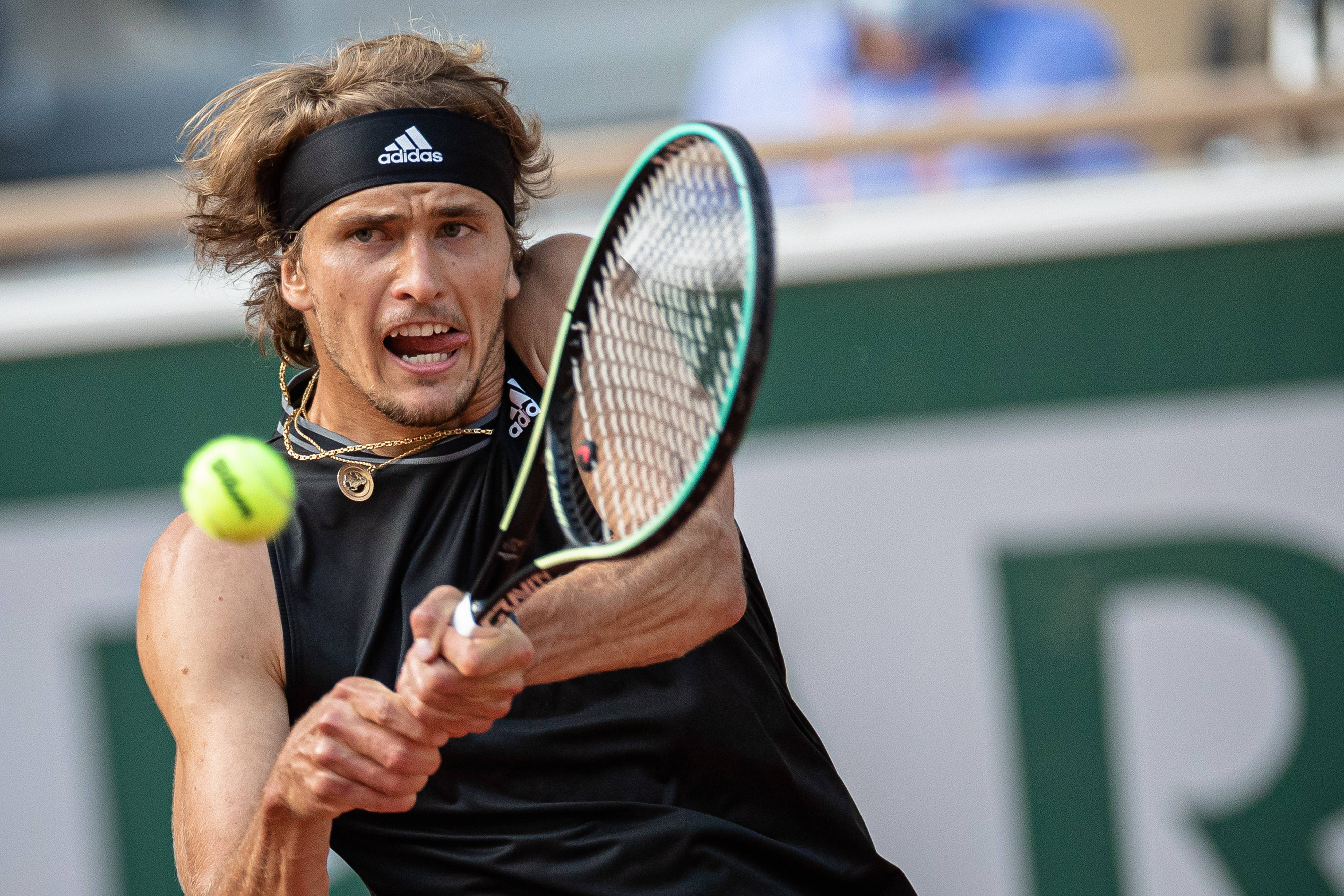 开云体育入口-年终总决赛完胜法网，兹维列夫高光表现