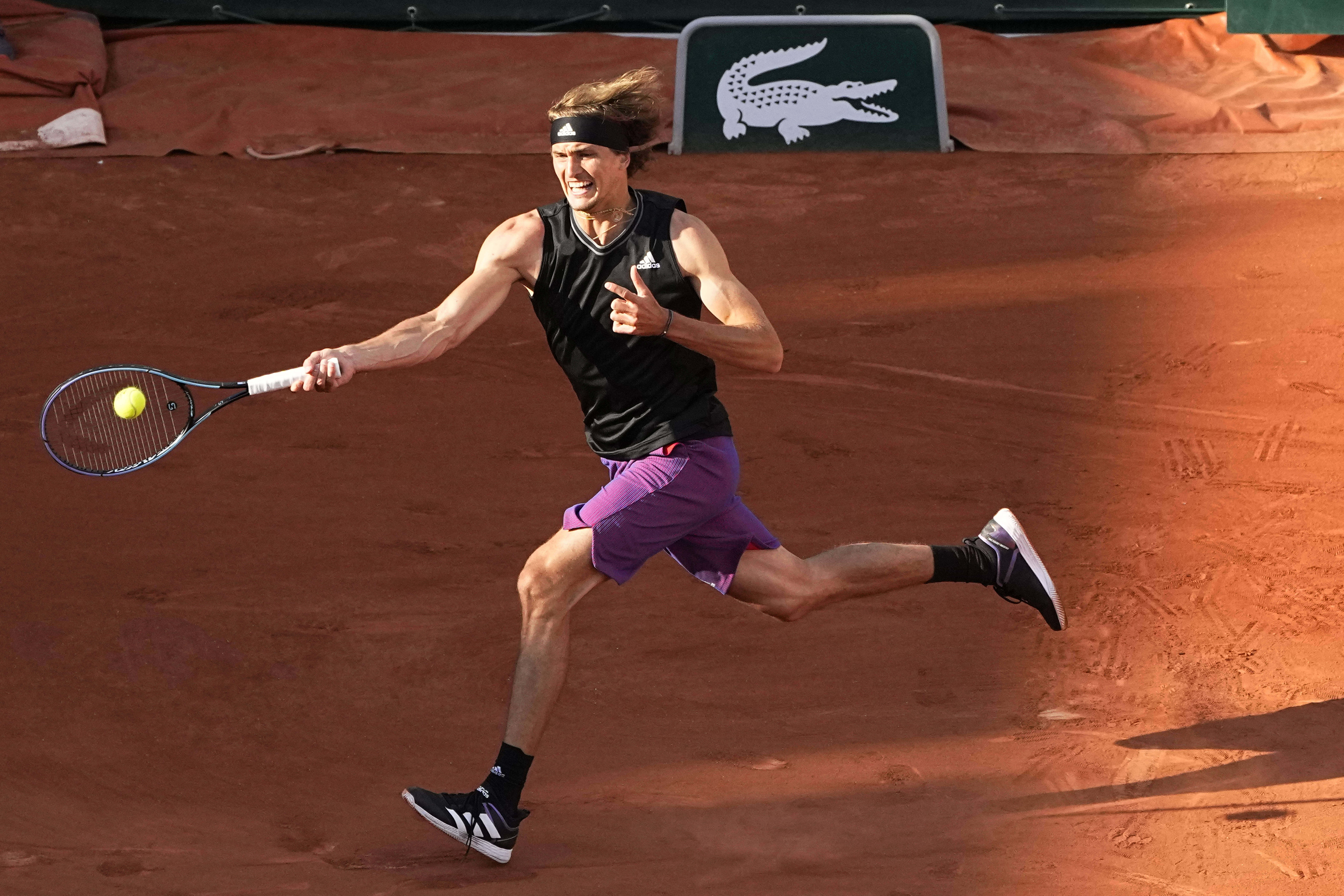 年终总决赛完胜法网，兹维列夫高光表现