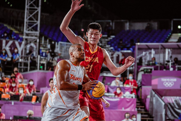 开云体育-波兰男篮碾压巴西男篮，杰伦·布朗完成帽子戏法