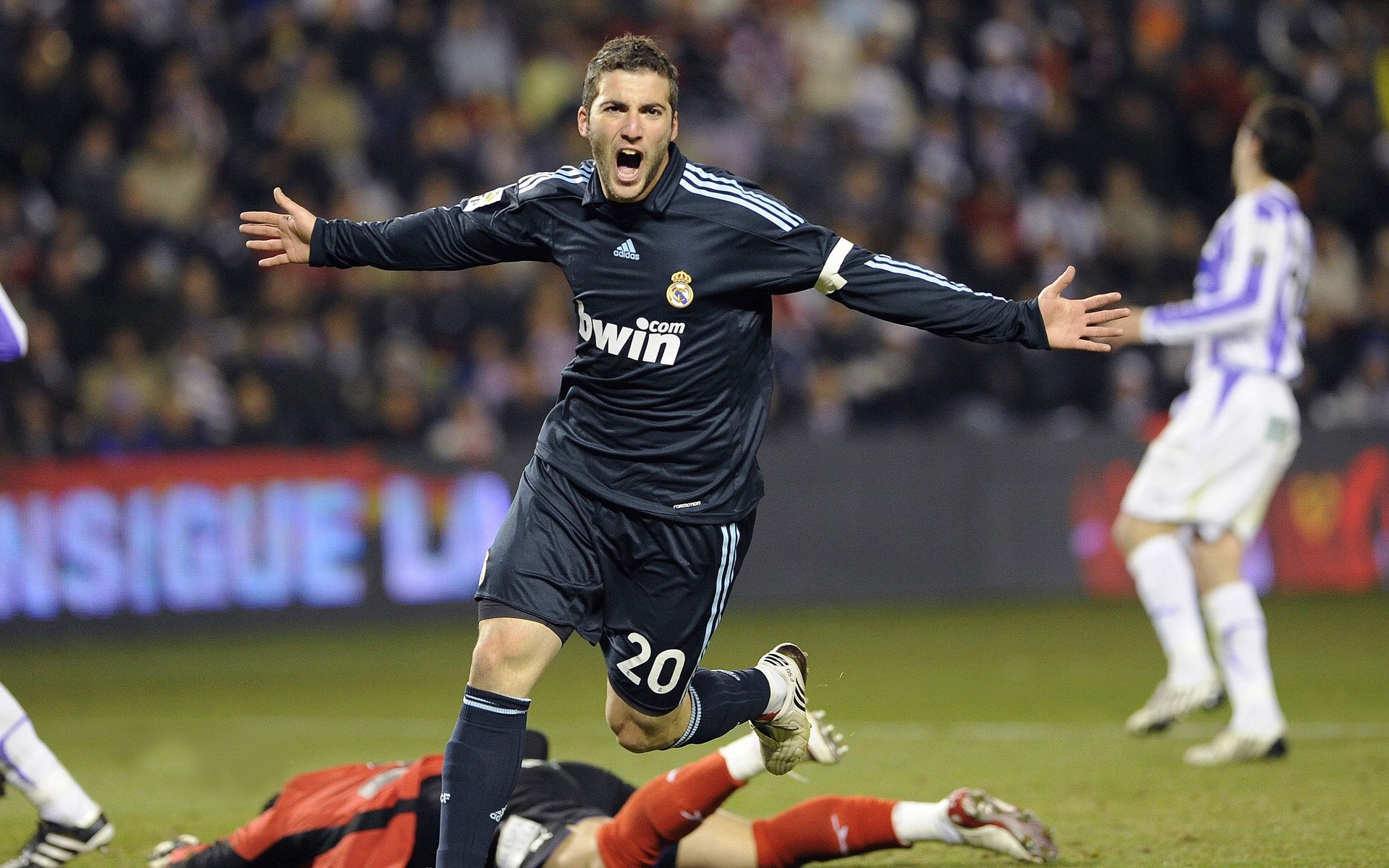 开云体育入口-从尼斯到尼日利亚，卡瓦哈尔如何用一场比赛定义唯一性