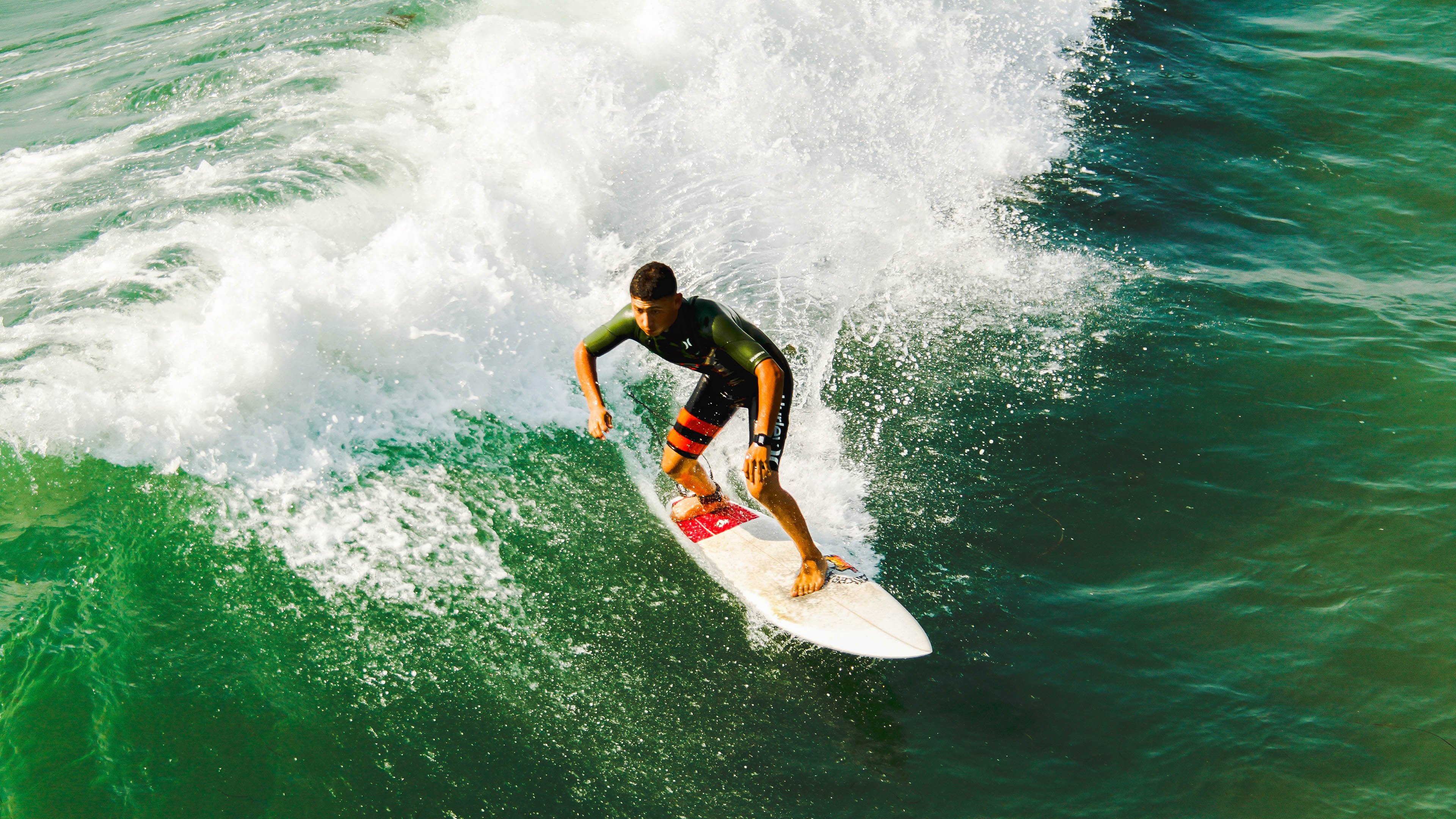 绝境逆转见证不屈魂，胡金秋惊艳四座铸就马刺新传奇
